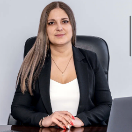 ВИХРОВА Оксана Валерьевна